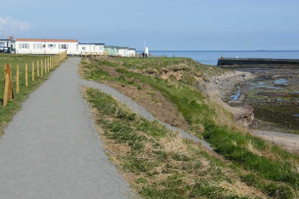 Path towards the village.