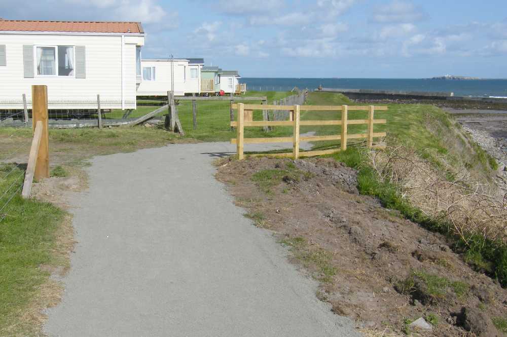 The approach to the caravan site.